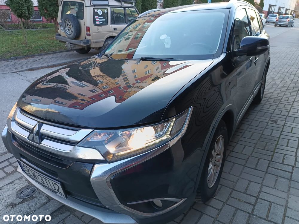 Mitsubishi Outlander - 1