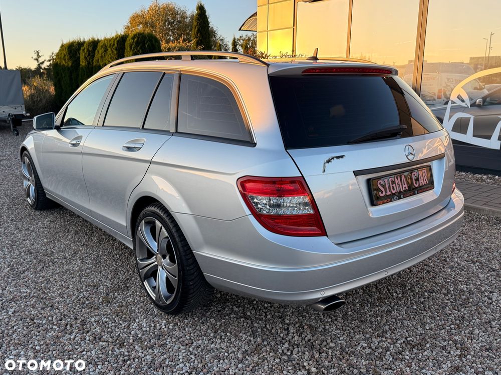 Mercedes-Benz Klasa C 220 CDI DPF Automatik Elegance - 19