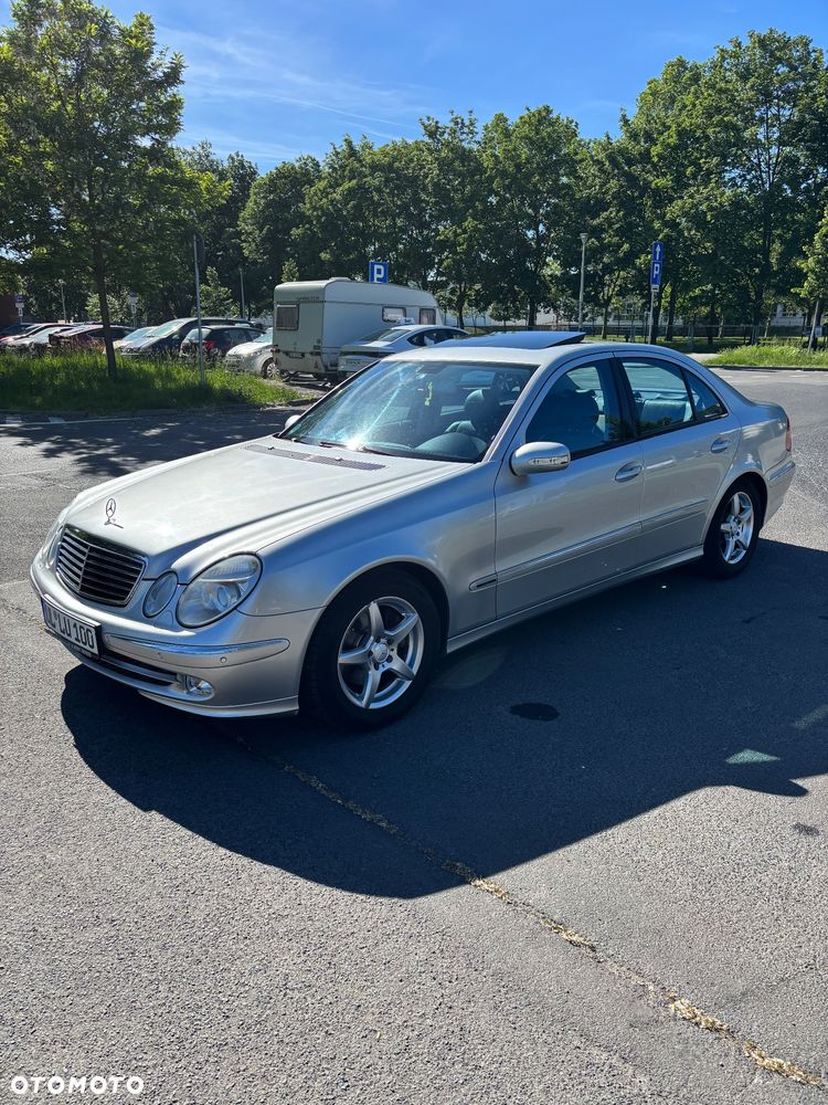 Mercedes-Benz Klasa E - 2