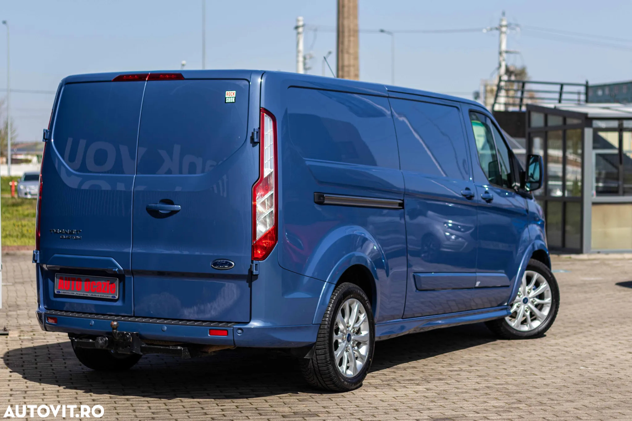 Ford Custom Van Sport 290 LWB - 9