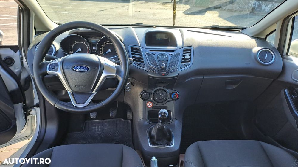Ford Fiesta - 13