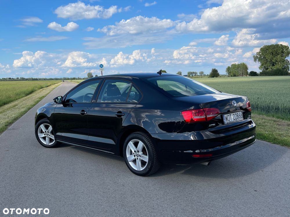 Volkswagen Jetta 1.2 TSI Comfortline - 22