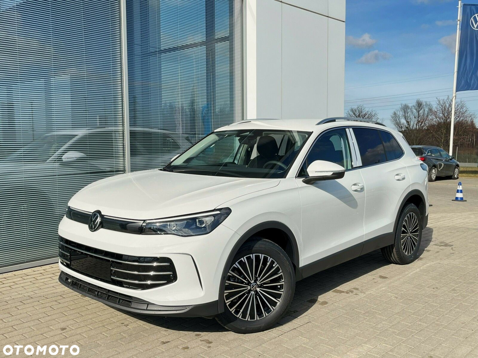 Volkswagen Tiguan 2.0 TDI Elegance DSG - 3
