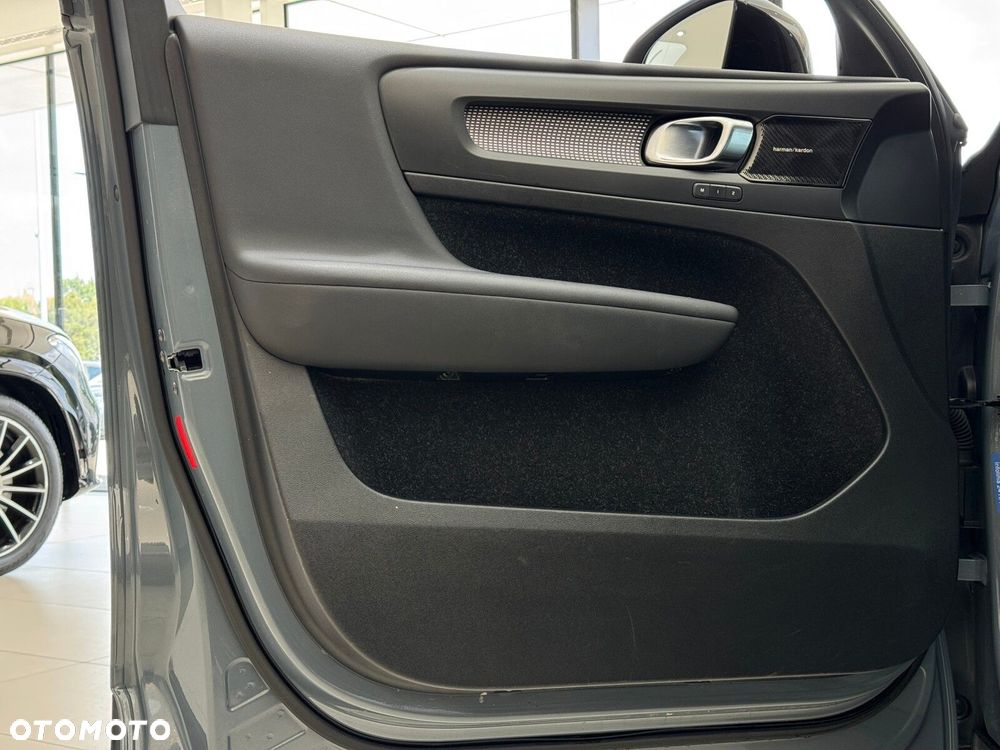 Volvo XC 40 T4 R-Design - 12