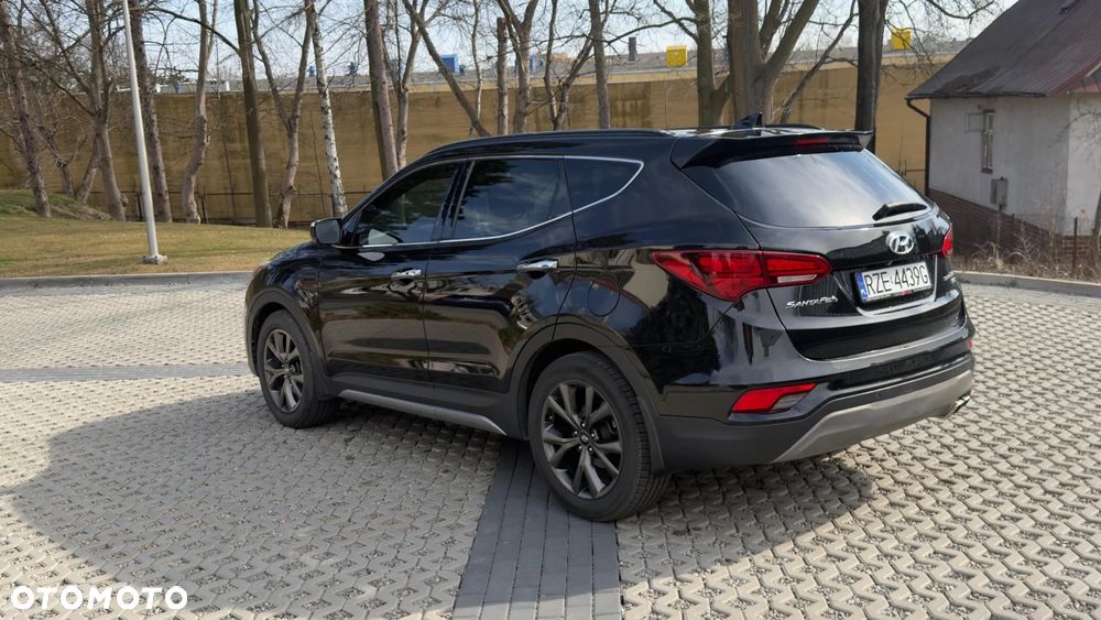 Hyundai Santa Fe - 4