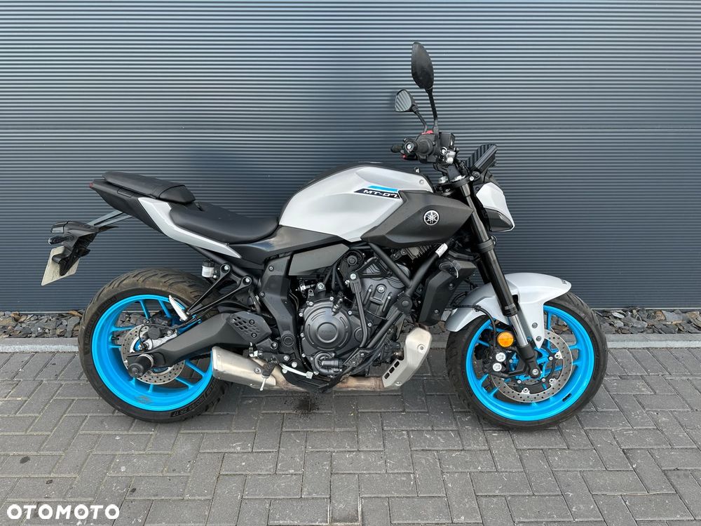 Yamaha MT - 5