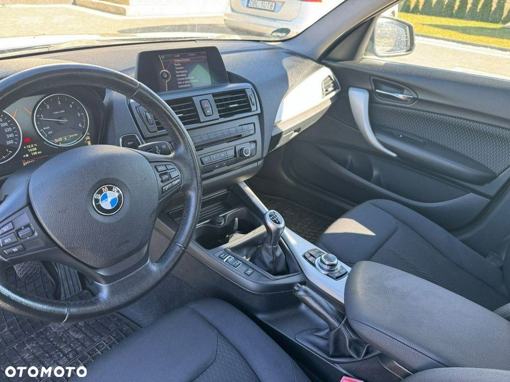 BMW Seria 1 116d - 16