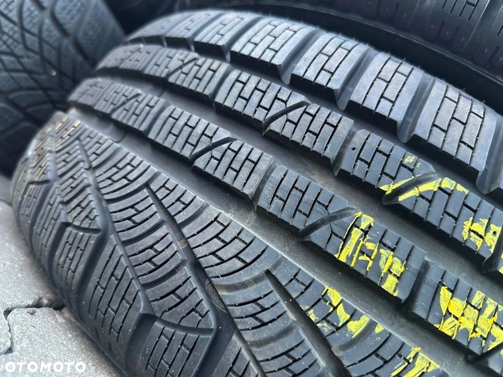 225/50r17 Pirelli SottoZero RSC_7,5mm_4szt_(671) - 8