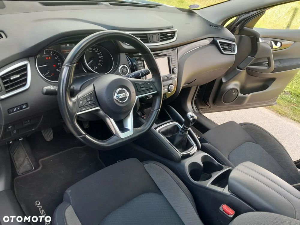Nissan Qashqai - 12