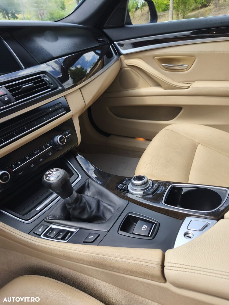 BMW Seria 5 518d - 8