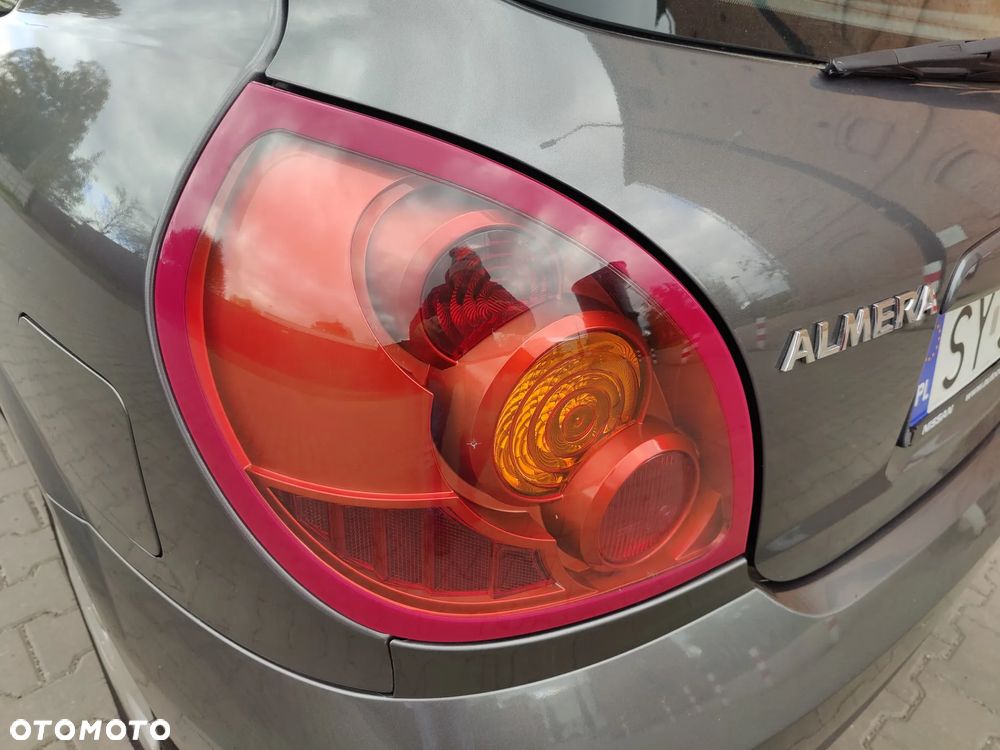 Nissan Almera 1.5 acenta PLUS - 33