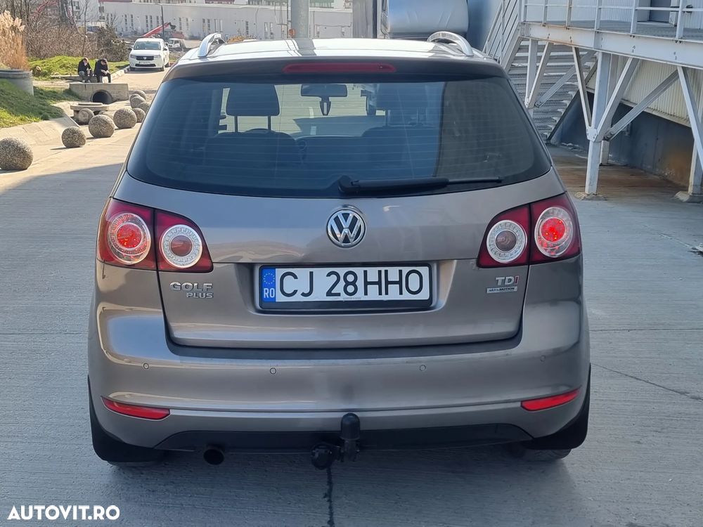 Volkswagen Golf Plus 1.6 TDI DPF BMT Highline DSG - 17