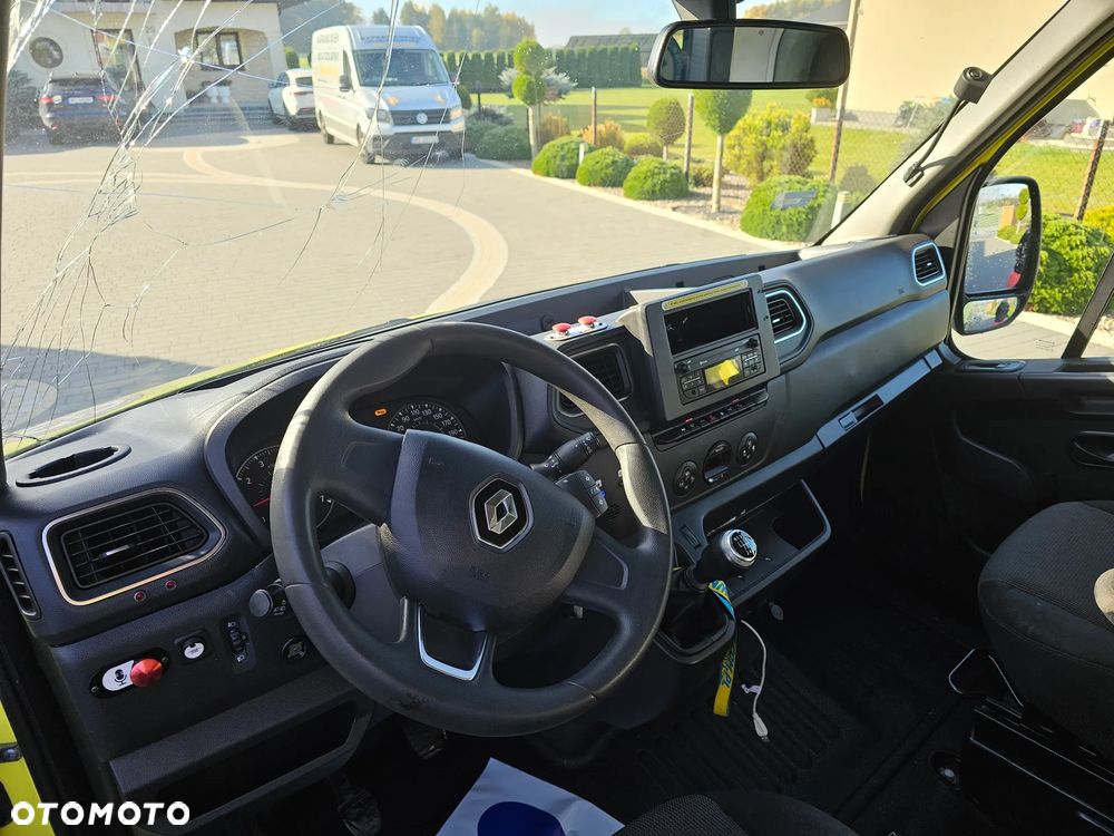 Renault MASTER Karetka Ambulans - 15