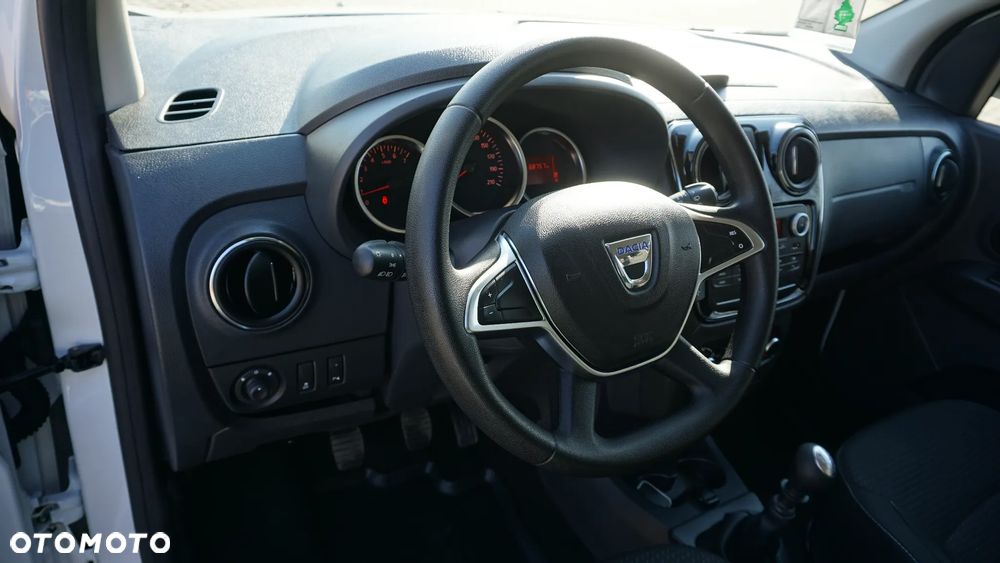 Dacia Lodgy 1.5 Blue dCi Laureate S&S EU6d - 33