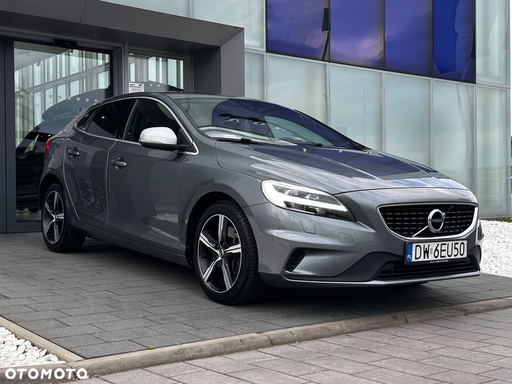 Volvo V40 T3 Drive-E R-Design Momentum - 2