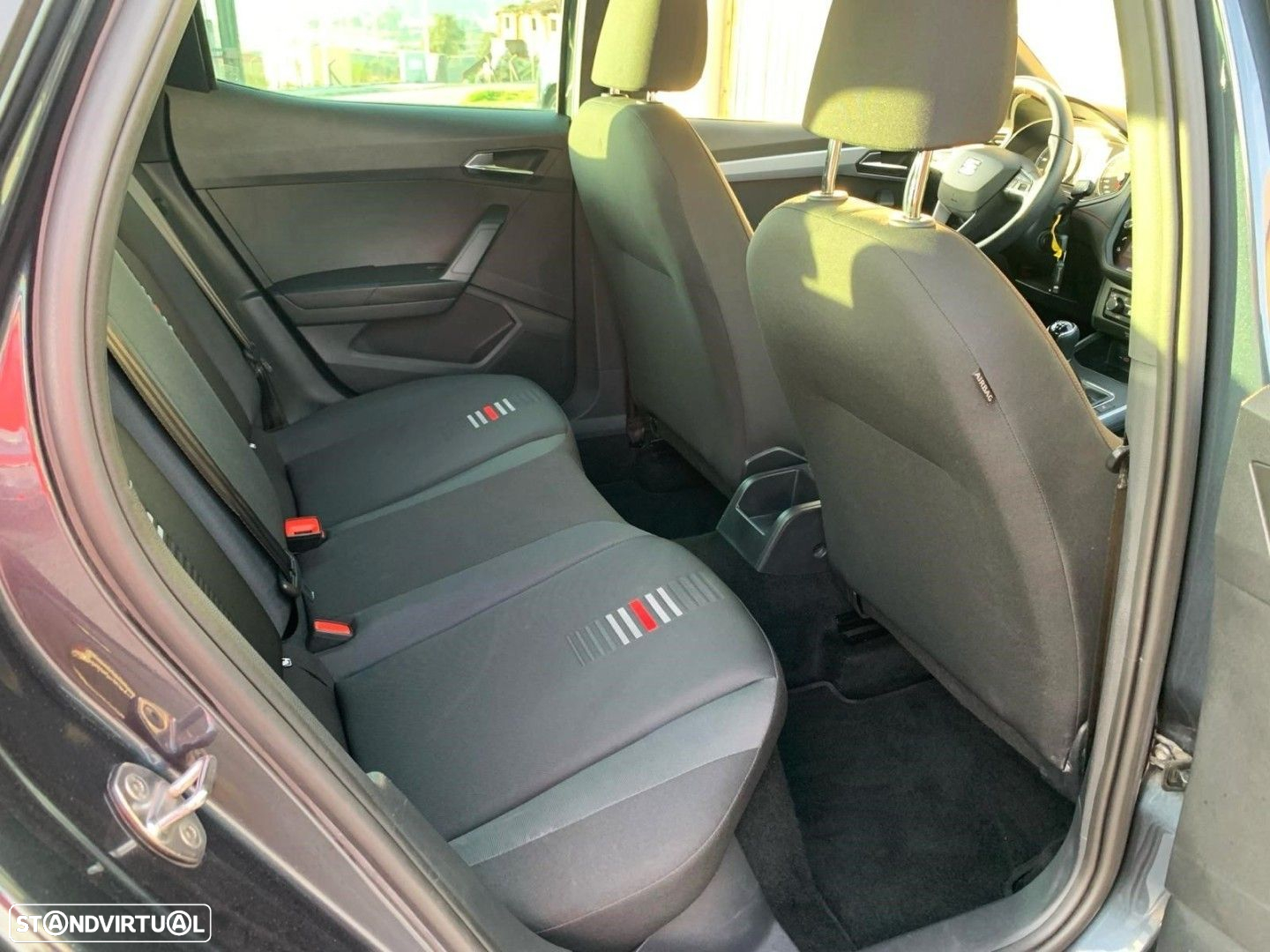 SEAT Arona 1.0 TSI FR - 21