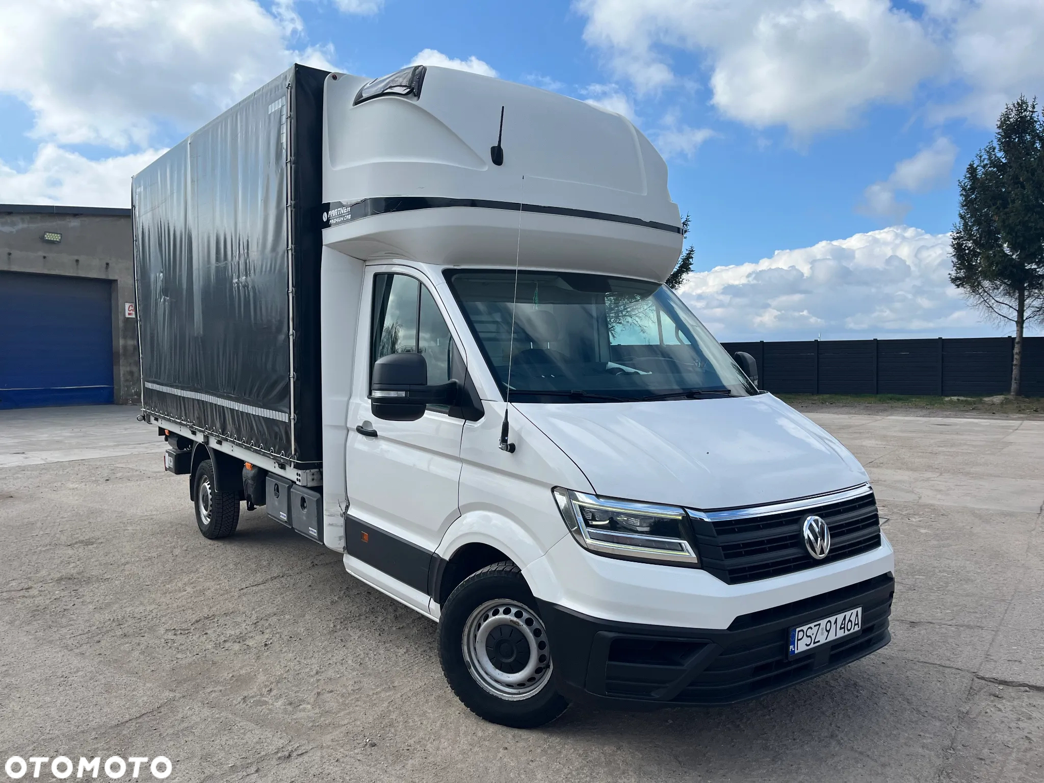 Volkswagen Crafter - 2