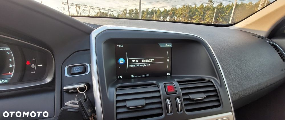 Volvo XC 60 - 25
