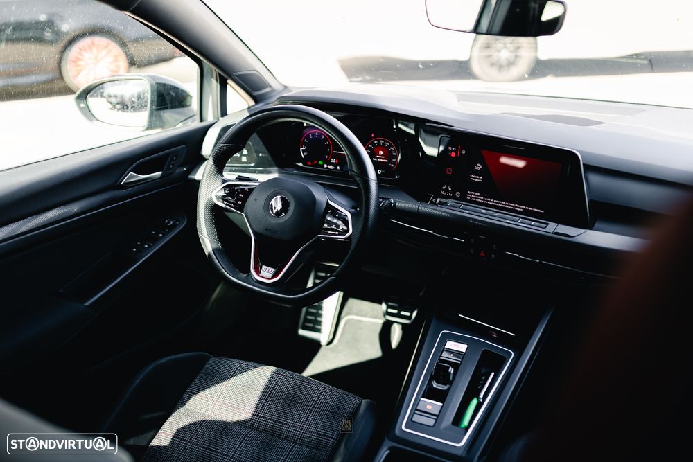 VW Golf GTI (BlueMotion ) DSG Performance - 12