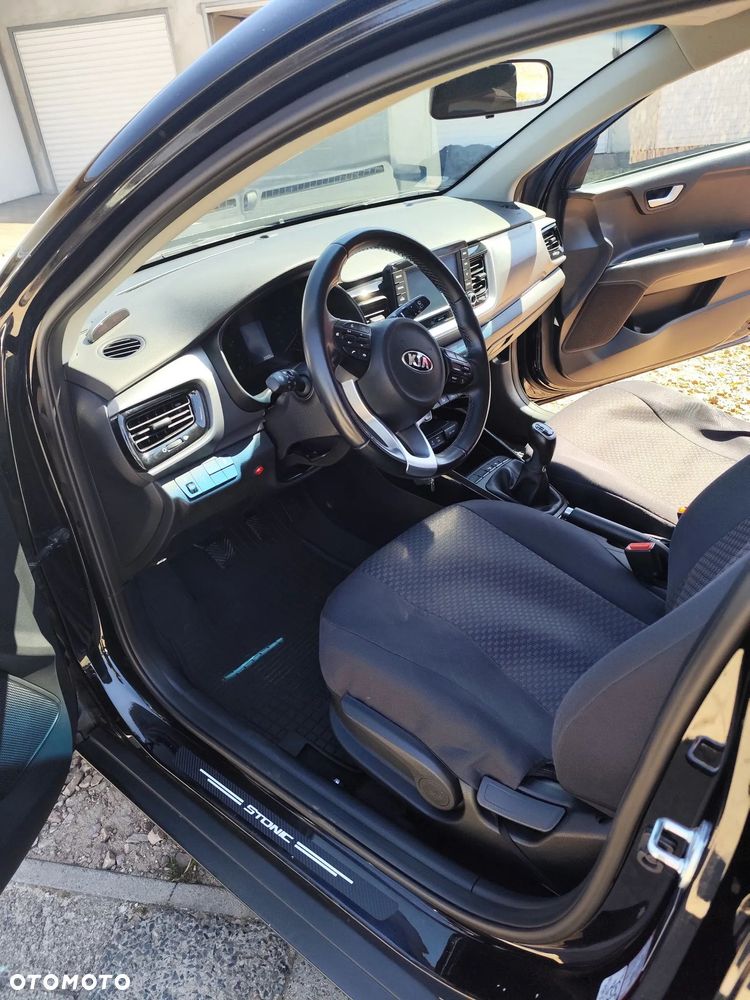 Kia Stonic 1.0 T-GDI 100 OPF Spirit - 12
