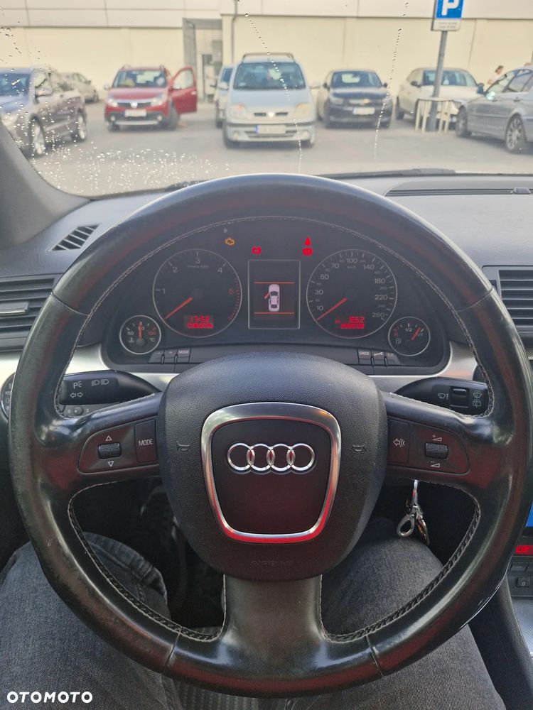 Audi A4 Avant - 10