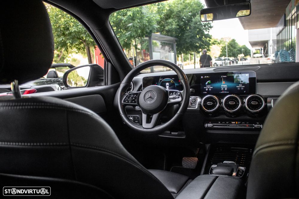 Mercedes-Benz GLB 180 d Progressive - 31
