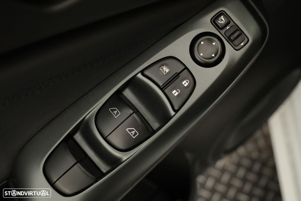 Nissan Juke 1.0 DIG-T N-Connecta DCT - 21