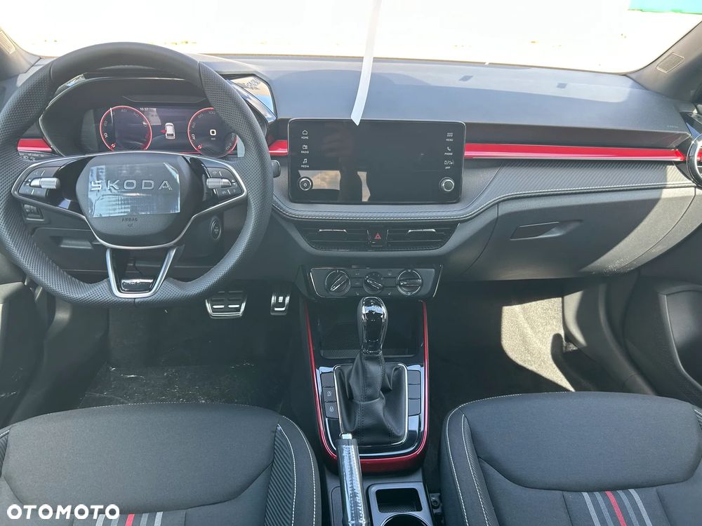 Skoda Fabia 1.5 TSI Monte Carlo DSG - 9