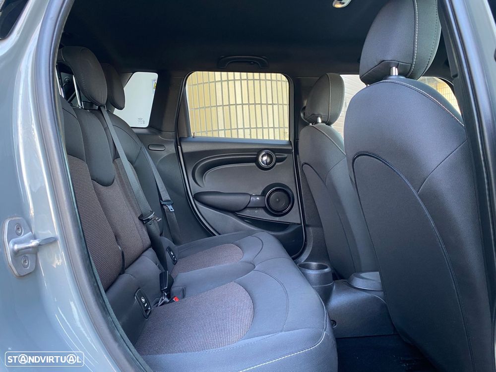 MINI 5 Portas One D - 11