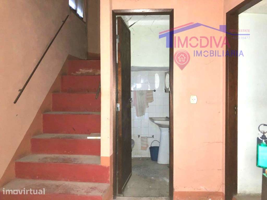 Moradias T2+T2 no centro da vila de Castanheira de Pera - Grande imagem: 3/19