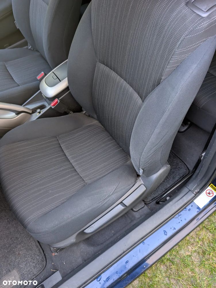 Toyota Auris 1.4 VVT-i Luna - 23