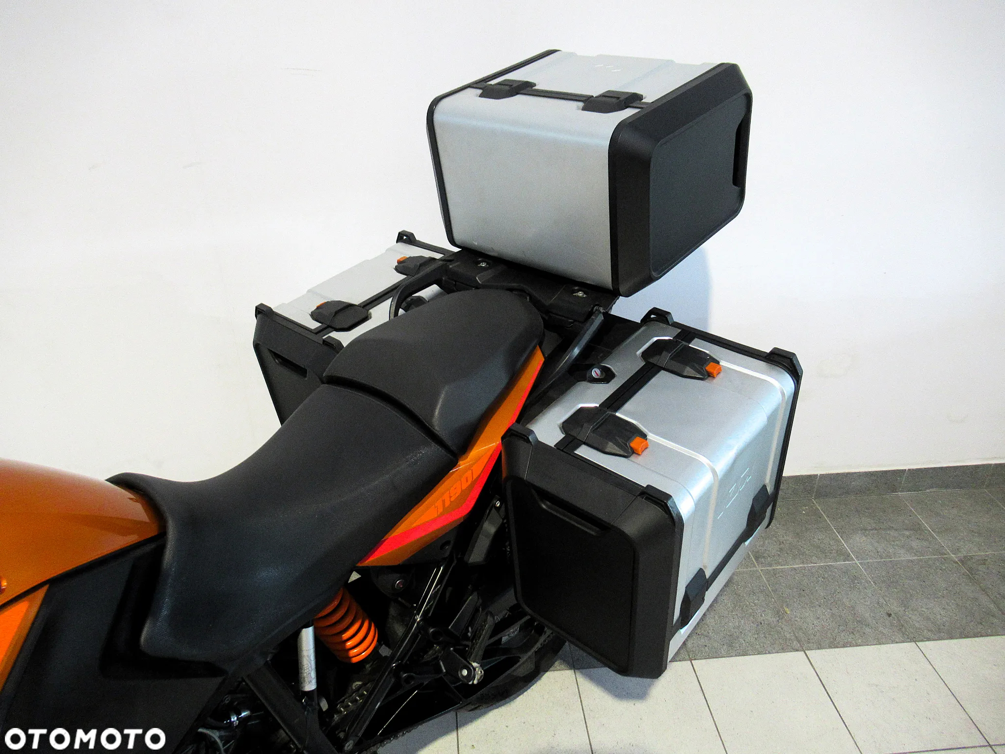 KTM Adventure - 12