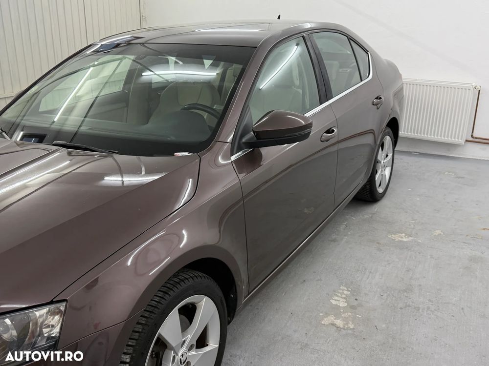 Skoda Octavia 1.6 TDI ELEGANCE DSG - 31