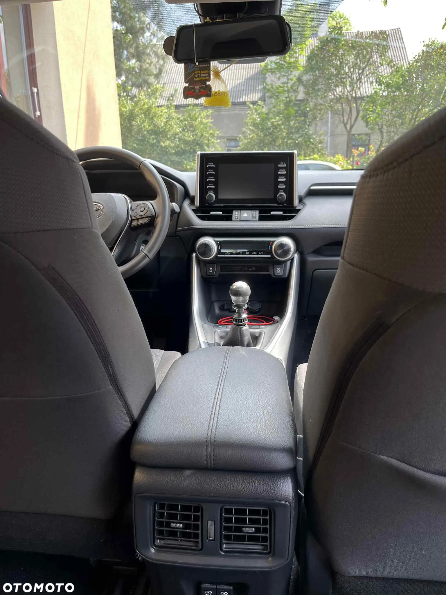 Toyota RAV4 - 29