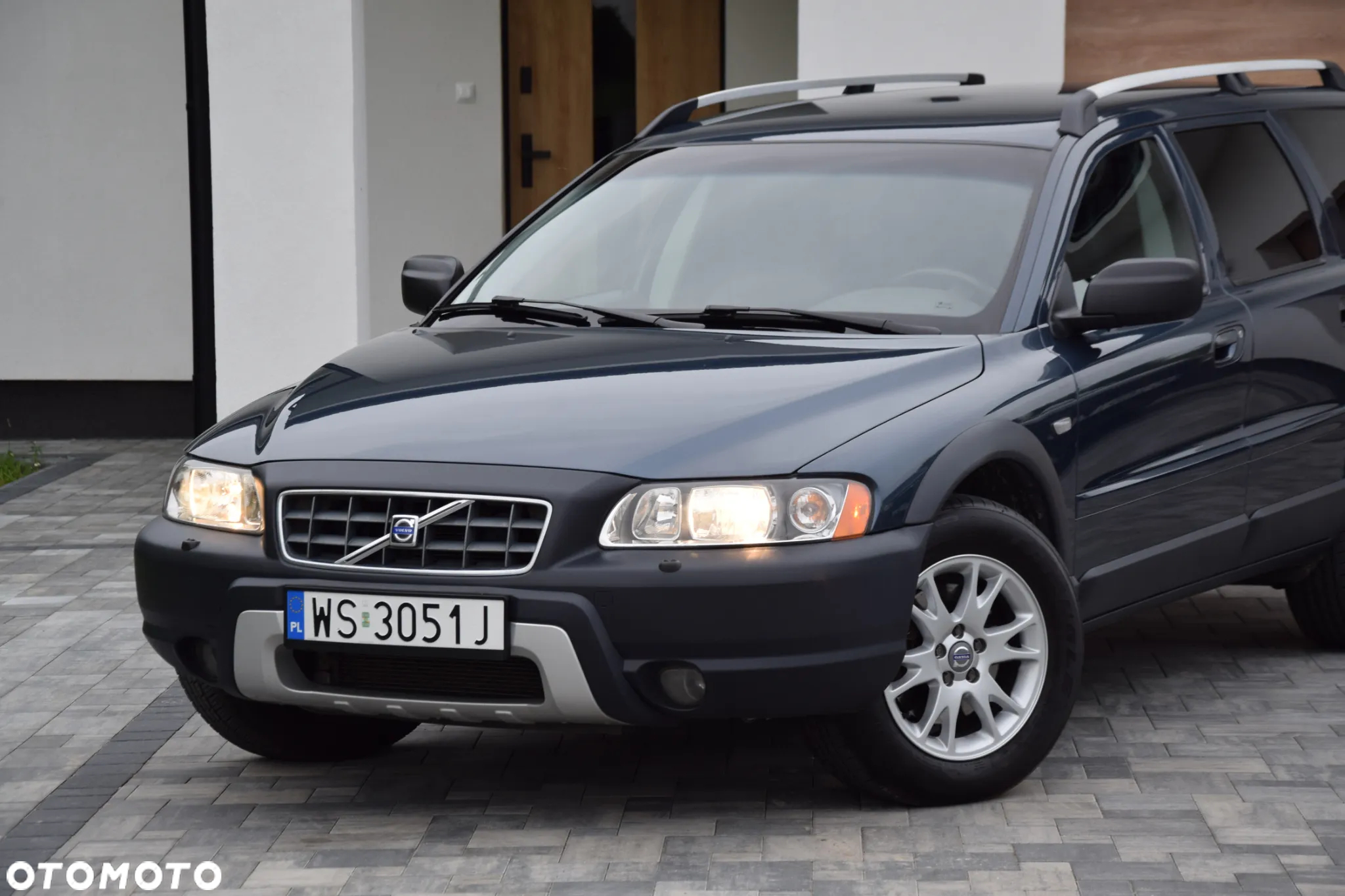 Volvo XC 70 D5 AWD Momentum - 12