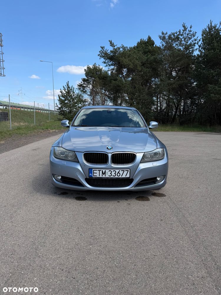 BMW Seria 3 320d DPF Efficient Dynamics Edition - 1
