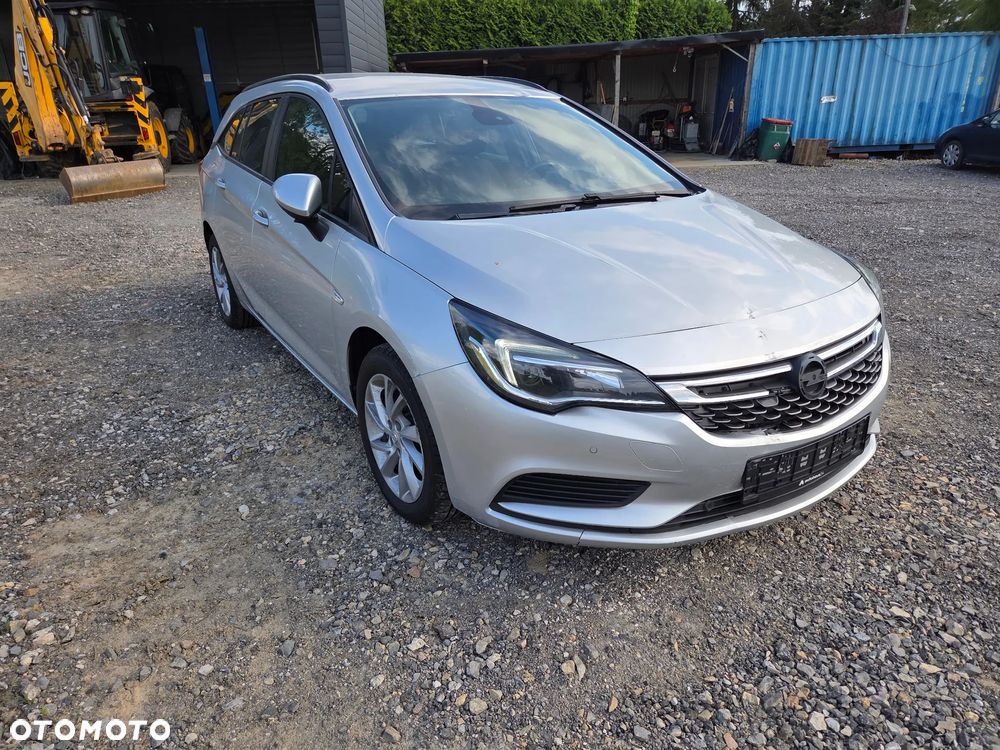 Opel Astra 1.6 D Start/Stop Innovation - 1