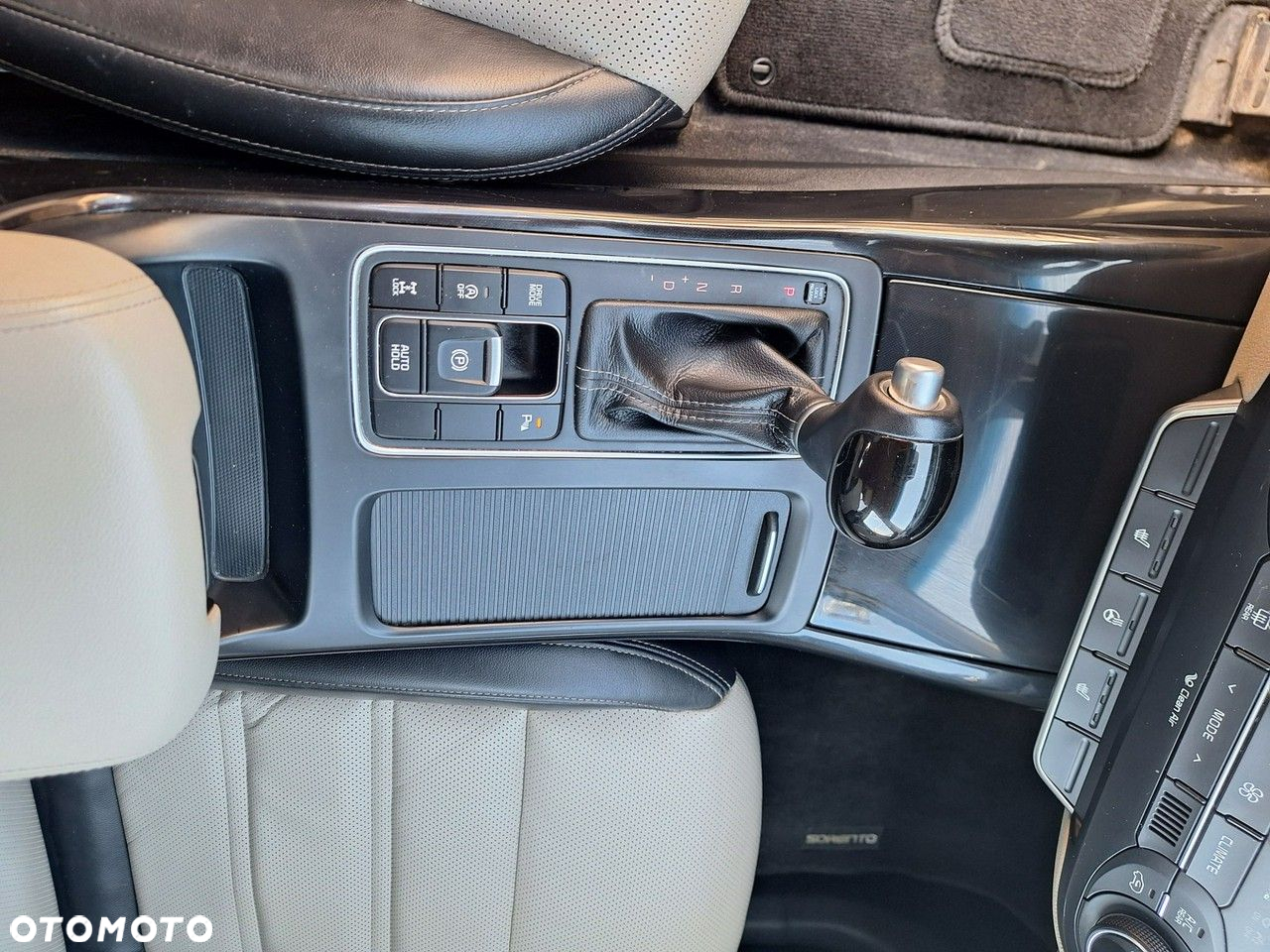 Kia Sorento - 21