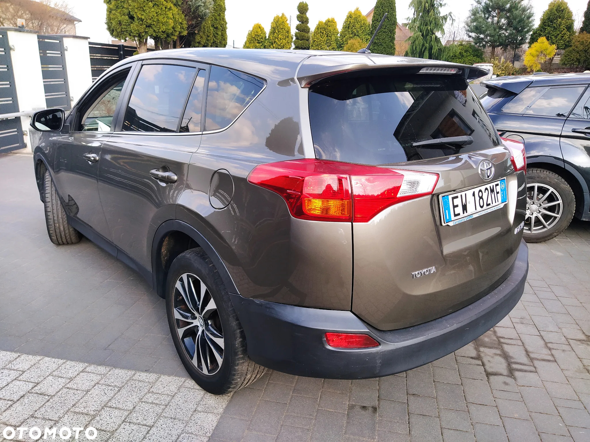 Toyota RAV4 2.0 D-4D 4x2 Start-Stop Comfort - 4