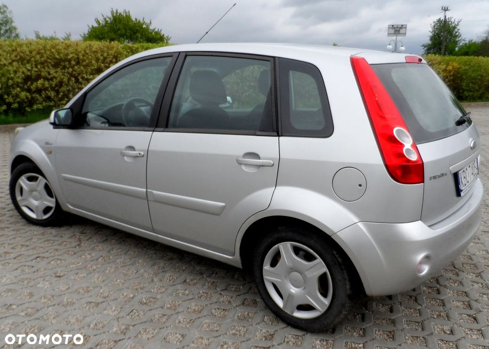 Ford Fiesta 1.4 Ambiente - 13