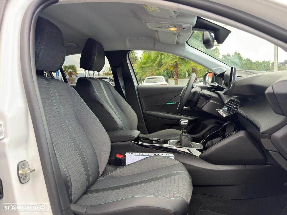 Peugeot 208 1.2 PureTech Allure Pack - 15