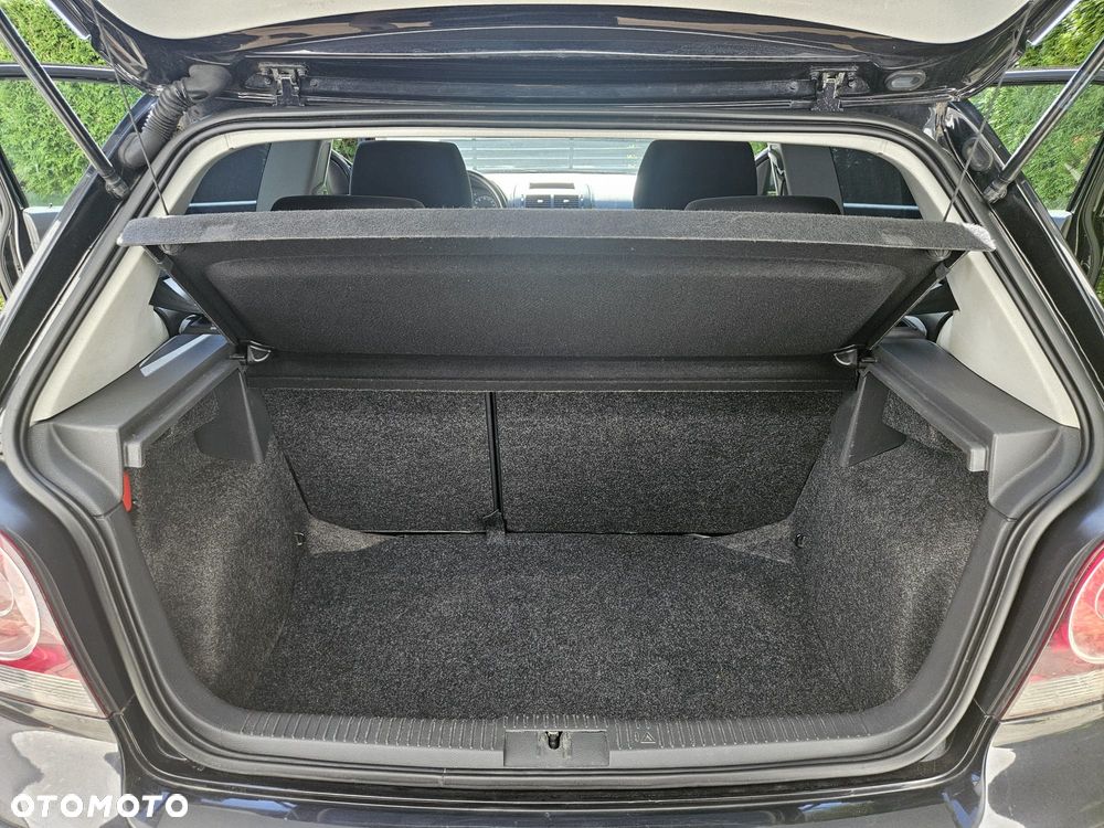 Volkswagen Polo 1.4 Tour - 19