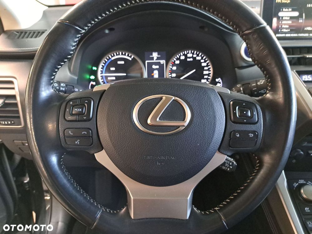 Lexus NX 300h Comfort AWD - 33