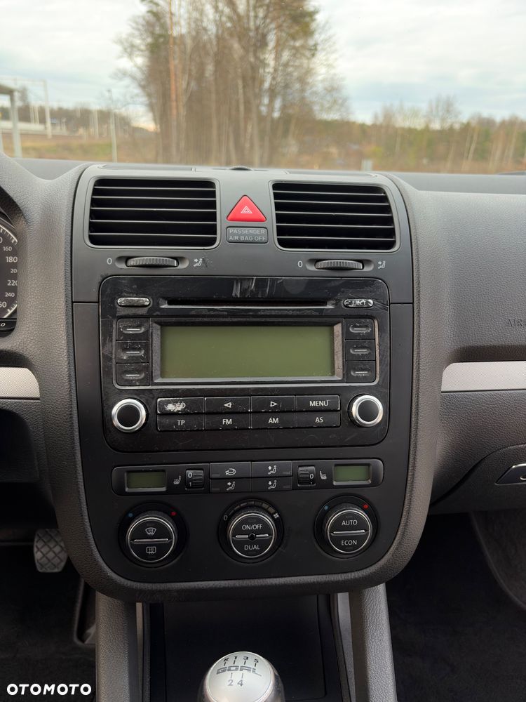 Volkswagen Golf 1.9 TDI Goal - 14