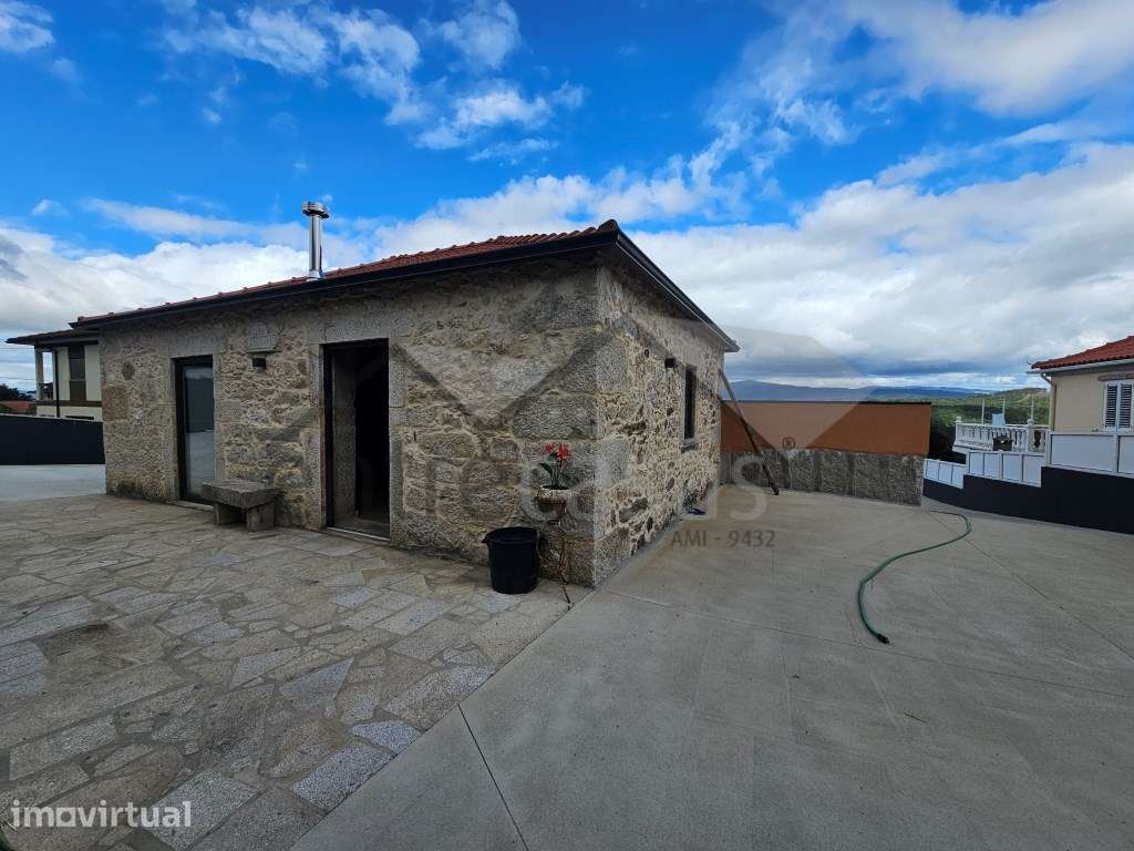 Moradia T3 em Pedra com Piscina | Candemil, Vila Nova de Cerveira - Grande imagem: 4/20