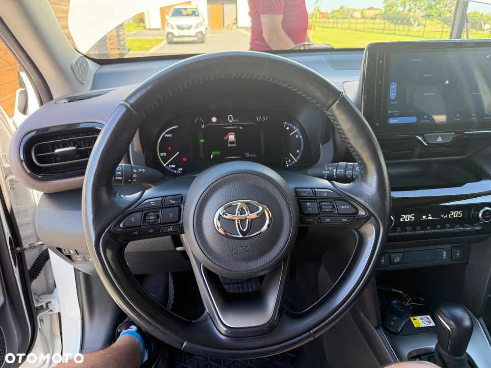 Toyota Yaris Hybrid 1.5 Executive - 14
