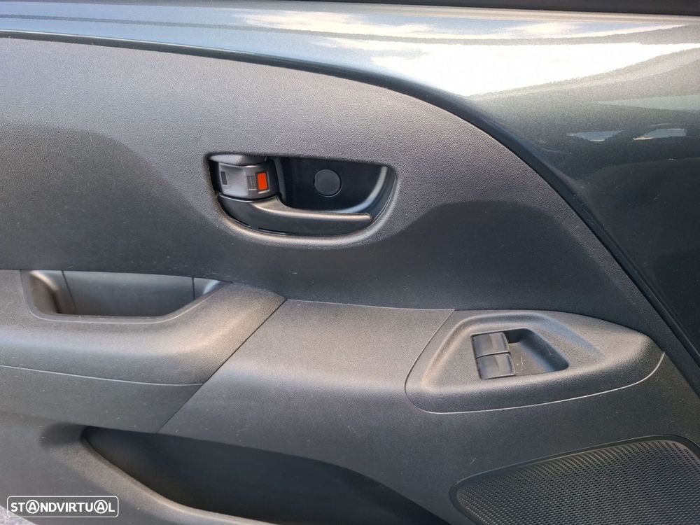 Peugeot 108 1.0 VTi Style - 25