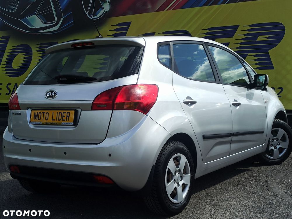 Kia Venga - 13
