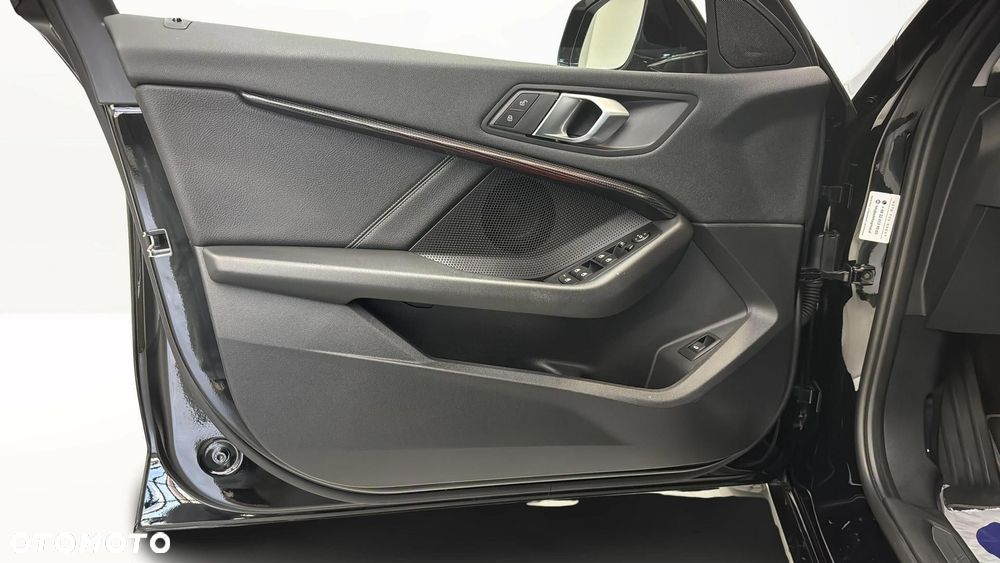 BMW Seria 1 118d Sport Line - 11