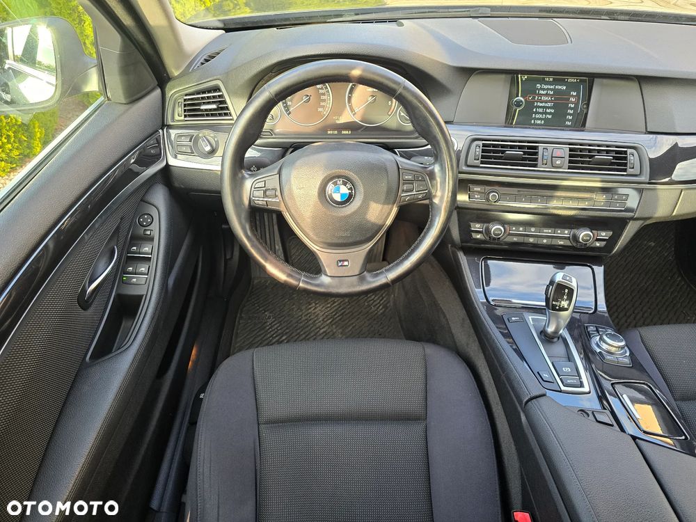 BMW Seria 5 520d Sport-Aut - 20